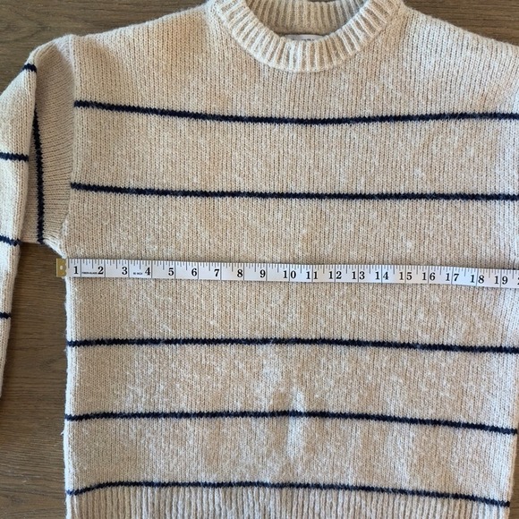 ZARA Kids/Teen Striped Acrylic Sweater-Beige Navy Stripe Pullover-Size Lge 13-14 - Picture 8 of 15